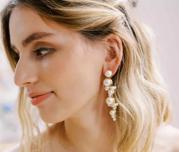 Why Pearl Bridal Earrings Remain a Wedding Day Favourite