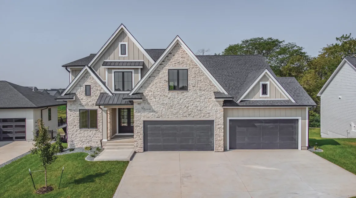 5 Tips for Choosing a Custom Home Builder in Des Moines